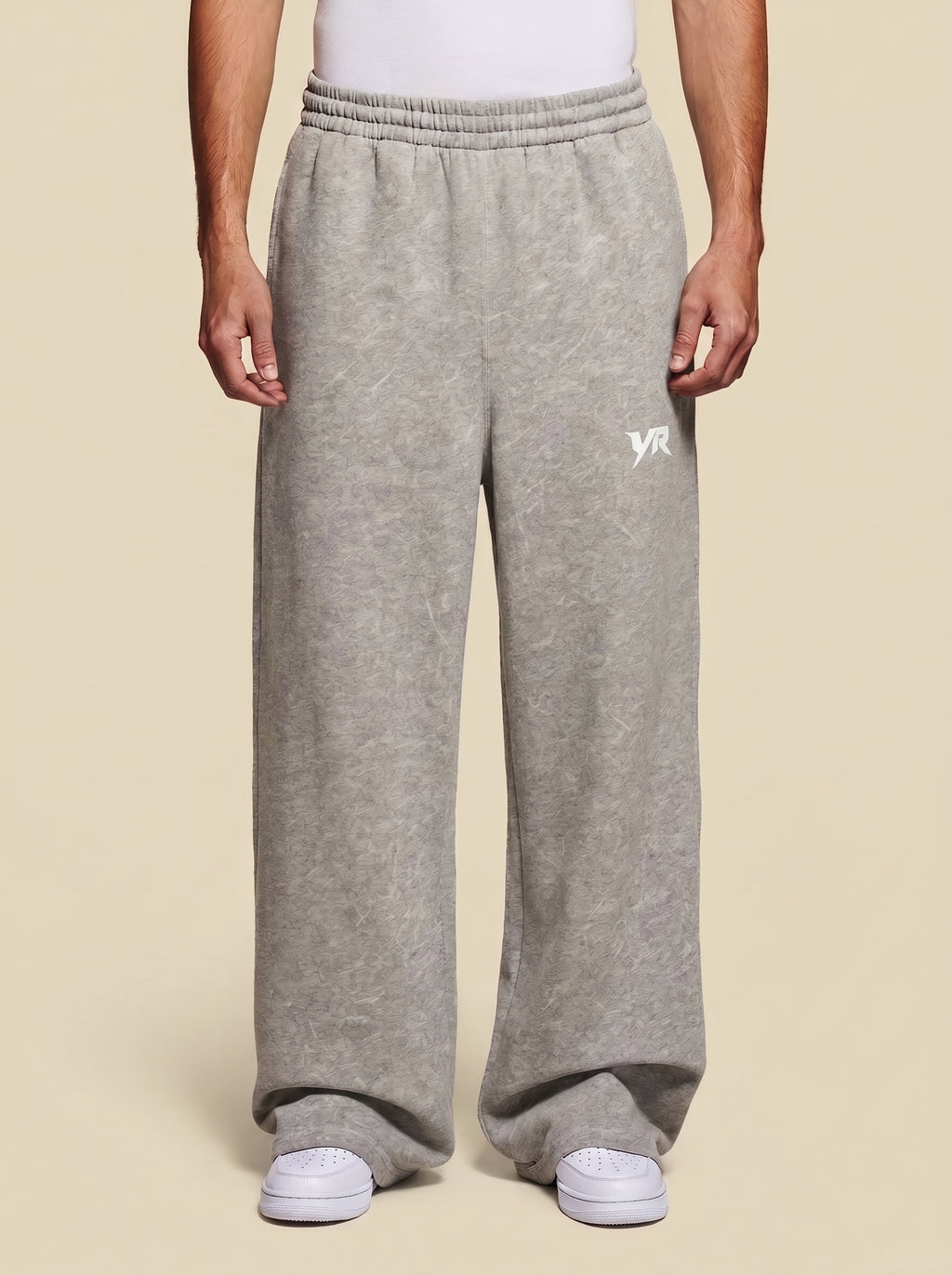 ESSENTIAL GREY SWEATPANTS